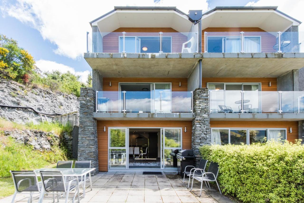 Lakeside Luxury With Spa Queenstown Eksteriør billede