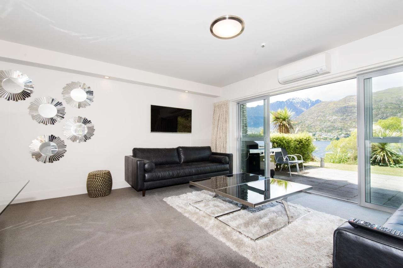 Lakeside Luxury With Spa Queenstown Eksteriør billede